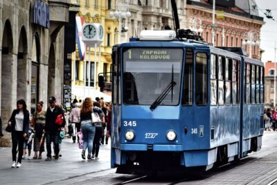 zagreb-2582608_1280 bondes